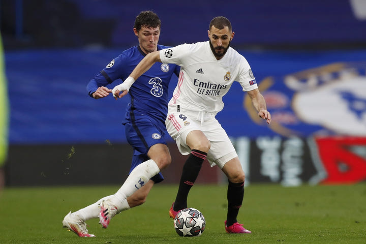 Champions League: Τιτανομαχία Τσέλσι – Ρεάλ στους “8”, η Βιγιαρεάλ θέλει να βάλει δύσκολα στην Μπάγερν