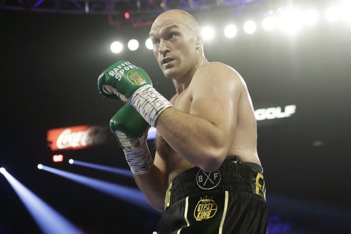 Ο Τάισον Φιούρι έφαγε γροθιά στον λαιμό και άλλαξε για πάντα η φωνή του