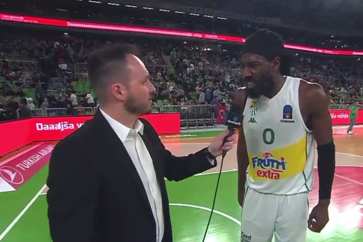 EuroCup: Απίθανος ο Χόλαντ της Μπούρσασπορ στην flash interview, άρχισε να μουγκρίζει και να λέει “είμαστε πίτμπουλ”