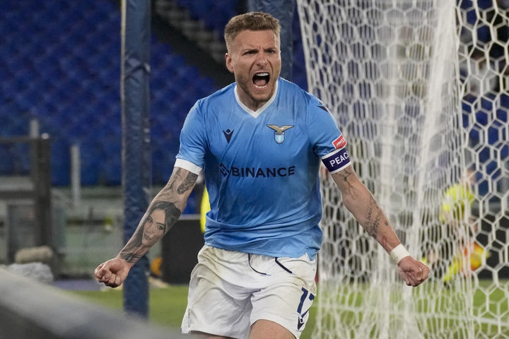 Serie A: Καλύτερος επιθετικός ο Ιμόμπιλε, καλύτερος u23 ο Οσιμέν