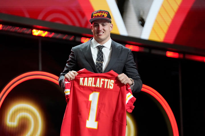 Γιώργος Καρλαύτης: Ο Greek Freak του NFL έχει τη δική του ιστορία να πει