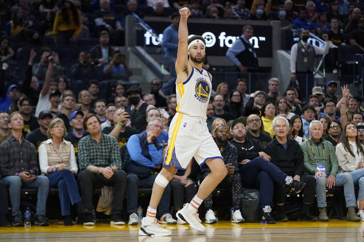 NBA, Κλέι Τόμπσον: Τρίτος σε εύστοχα τρίποντα στην ιστορία των playoffs, πέρασε τον Ρέι Αλεν