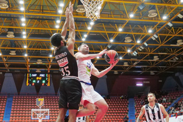 Λάρισα – ΠΑΟΚ 74-70: Πέντε σερί νίκες και φουλ για playoffs