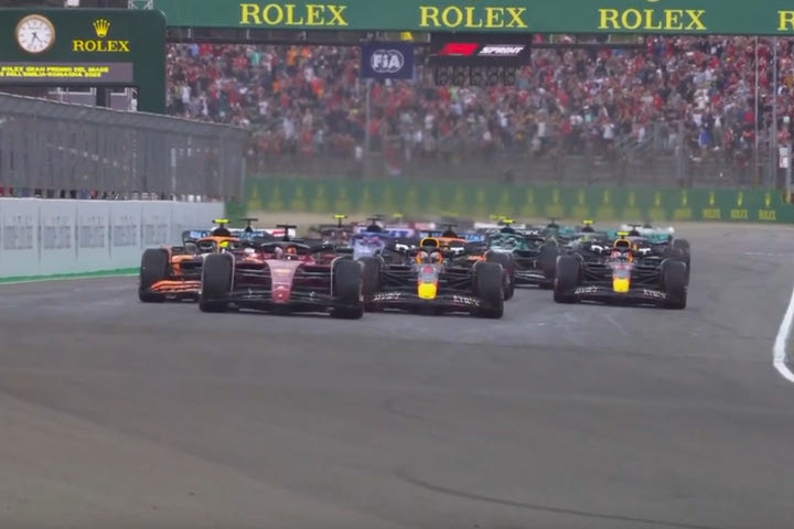 Formula 1, GP Εμίλια Ρομάνια: Ο Λεκλέρ πέρασε τον Φερστάπεν στην εκκίνηση του αγώνα sprint, εκτός ο Τσόου
