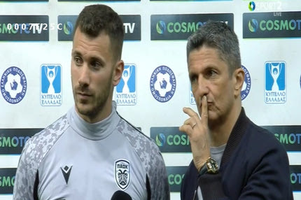 Η κίνηση “κάντε ησυχία” του Λουτσέσκου και το “lets go” των ανθρώπων του ΠΑΟΚ στον Ρουμάνο που δεν έκανε δηλώσεις