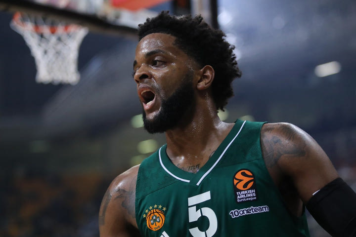 Στην Ούνικς ο Ντάριλ Μέικον