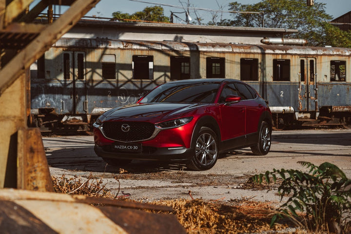 Ετοιμοπαράδοτο το ανανεωμένο Mazda CX-30 με τρεις υβριδικούς κινητήρες