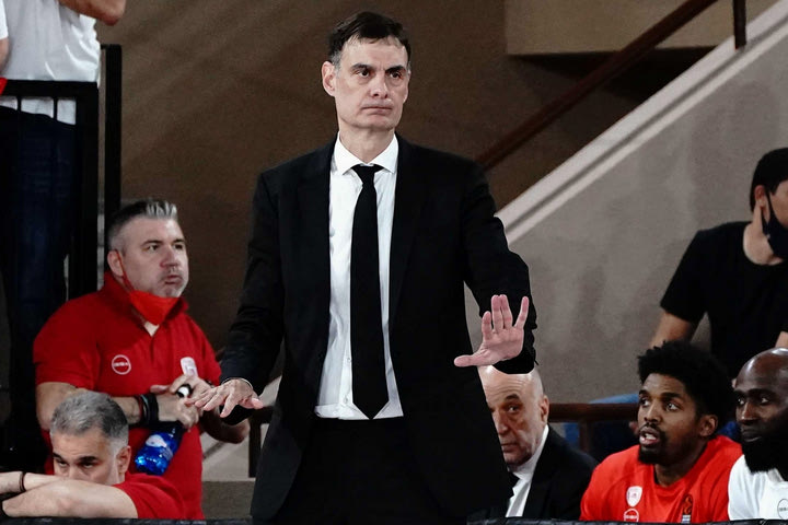 Μπαρτζώκας: “Το παιχνίδι με τη Μονακό ήταν μια… κυνομαχία”