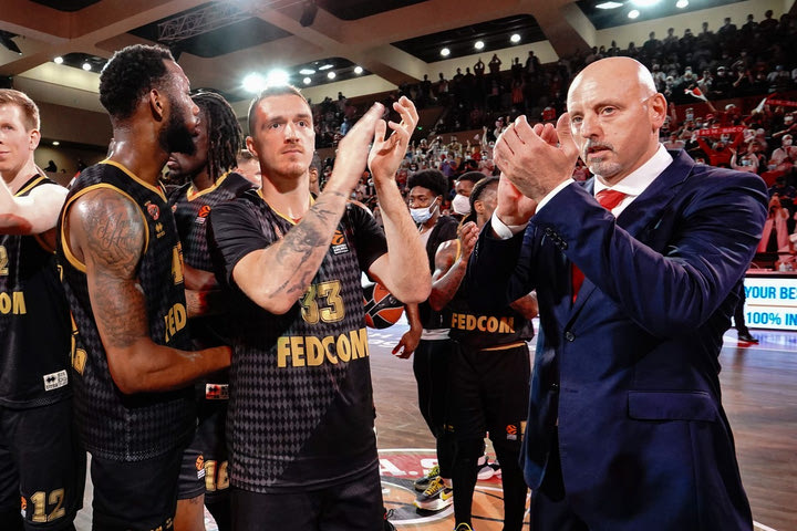 Ο Σάσα Ομπράντοβιτς στη Game Night