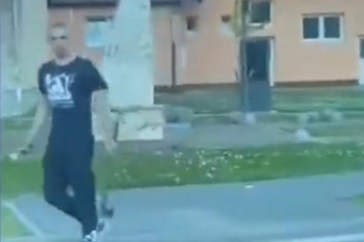 Επεισόδια ανάμεσα σε χούλιγκανς της Ντιναμό Ζάγκρεμπ και της Χάιντουκ με τσεκούρια και μαχαίρια