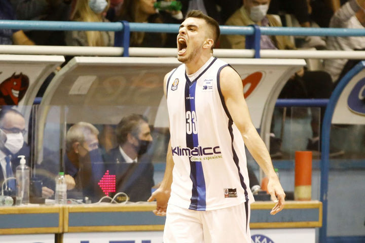 Ο Κώστας Παπαδάκης στο SPORT24: “Κάποτε ο Πιτίνο με αποκάλεσε Τρέι Γιανγκ”