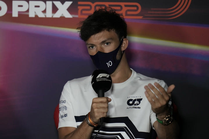 Ξέφυγε ο Γκασλί λόγω… εσωρούχων: “Η FIA μπορεί να ελέγξει τα γεννητικά όργανά μου, αν θέλει”