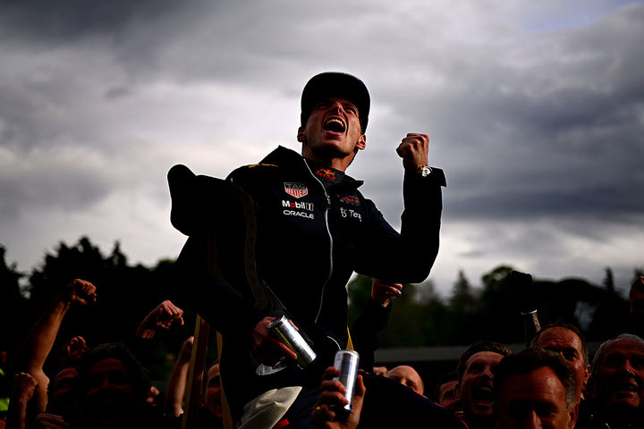 Formula 1: Πού οφειλόταν η -πλασματικά μεγάλη- διαφορά της Red Bull από τη Ferrari στην Ίμολα