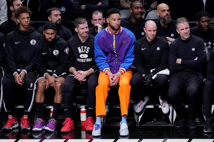 NBA: Ο Μπεν Σίμονς ήταν σαν… τη μύγα μες στο γάλα στον πάγκο των Νετς