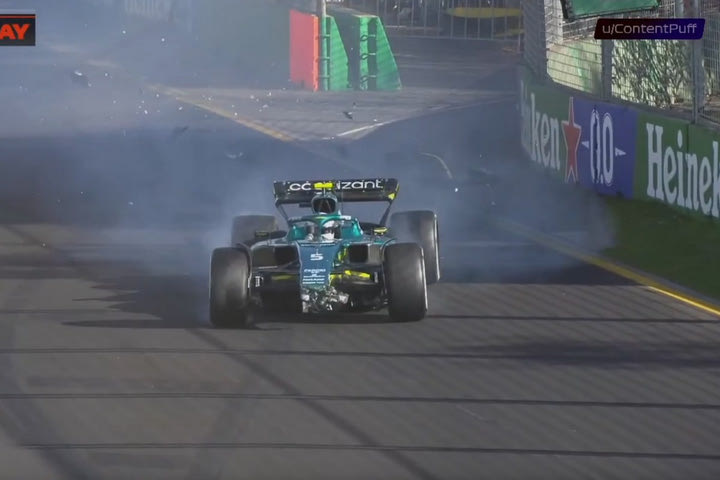 Formula 1, GP Αυστραλίας: Στις μπαριέρες ο Φέτελ που προκάλεσε δεύτερο αυτοκίνητο ασφαλείας