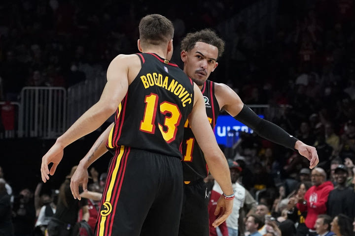 NBA, Χοκς – Χόρνετς 132-103: Η Ατλάντα διέλυσε τη Σάρλοτ και ετοιμάζεται για τη μάχη με τους Καβαλίερς