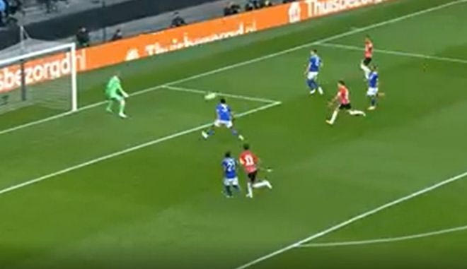 Το 1-0 της Αϊντχόφεν επί της Λέστερ με τον Ζάχαβι