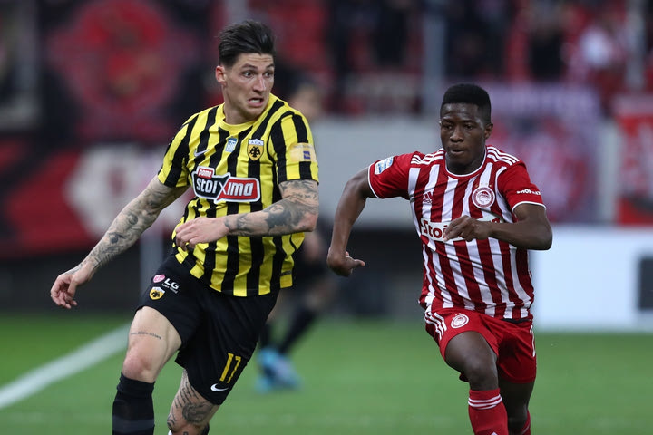 Super League Interwetten: Η βαθμολογία των playoffs μετά απ’ την ισοπαλία του Ολυμπιακού με την ΑΕΚ