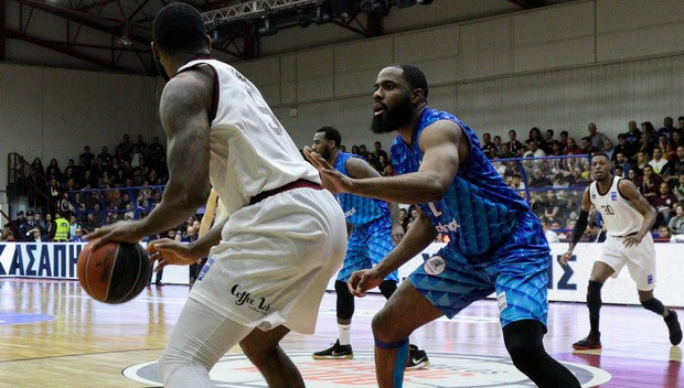 Ηφαιστος – Χολαργός 72-70: Πήρε το θρίλερ η ομάδα της Λήμνου