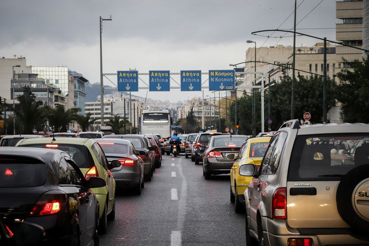 Ποιος είναι ο μέσος όρος ηλικίας των αυτοκινήτων στην Ελλάδα