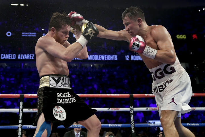 Ο Canelo Alvarez αγνοεί τον Bivol και παίζει τρίτο ματς με Golovkin