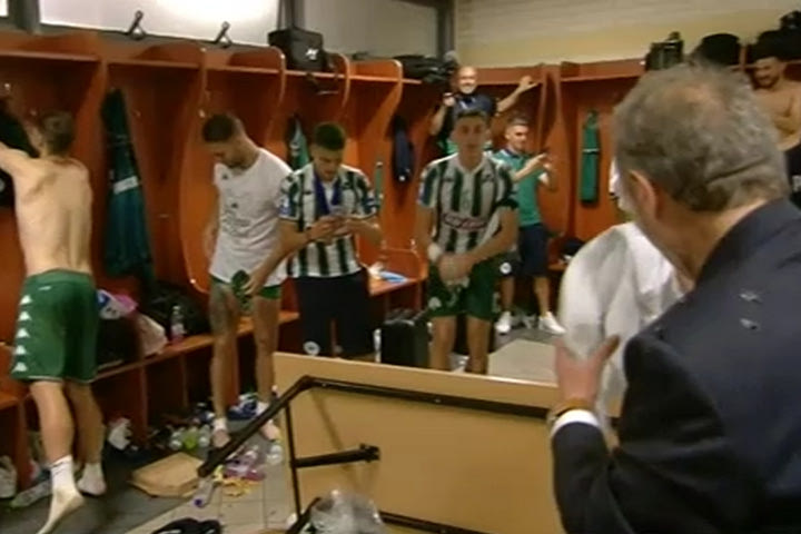 Παναθηναϊκός: Οι πράσινοι έριξαν κάτω το τραπέζι στους πανηγυρισμούς στα αποδυτήρια