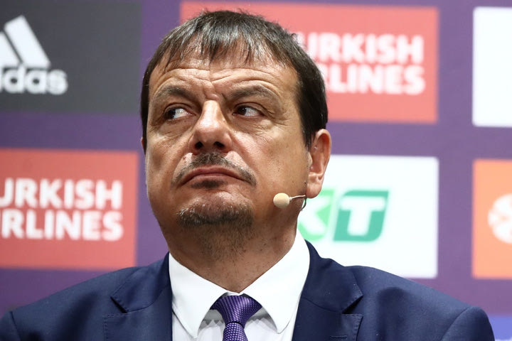 Αταμάν: “Ακούστε το καλά, Έλληνες δημοσιογράφοι, θα είμαστε πρωταθλητές”