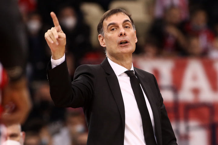 To “ή ταν ή επί τας” του Μπαρτζώκα
