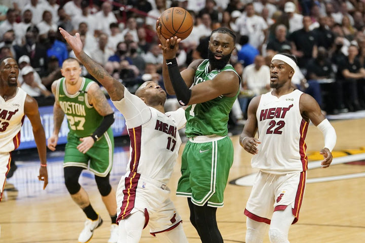 Προγνωστικά NBA: Παιχνίδι με τα ειδικά του Μπάτλερ και του Μπράουν