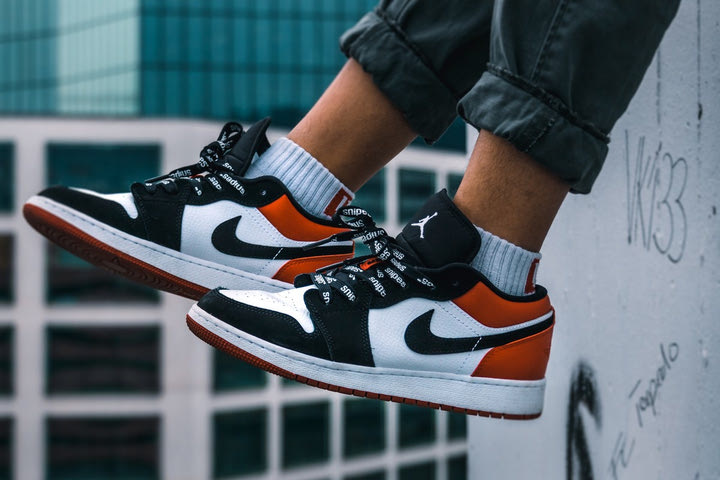 Nike: Εκατοντάδες προϊόντα ακόμα και στη μισή τιμή