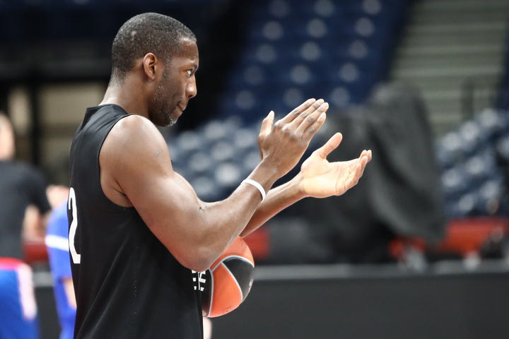 Final Four 2022, Ντάνστον: “Ο Σλούκας είναι ο νονός μου, αντίπαλοι εντός παρκέ αλλά εκτός είναι αλλιώς”
