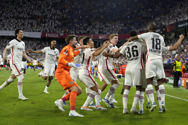 Η “χρυσή Βίβλος” του Europa League: Το δεύτερο της Άιντραχτ