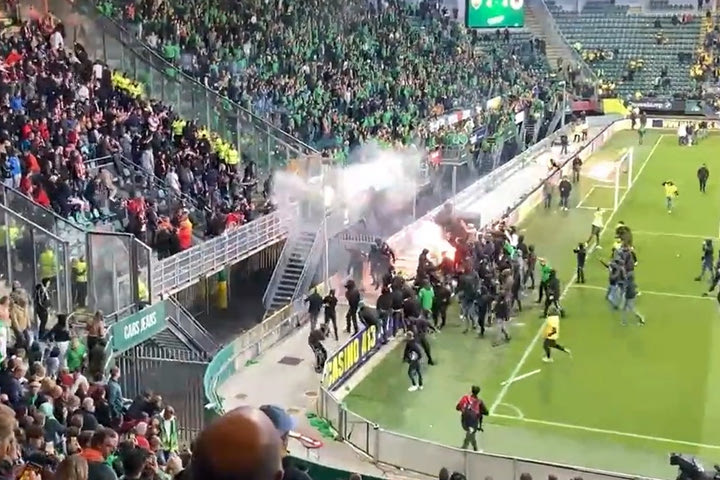 Ντεν Χάαχ – Εξέλσιορ 4-4 (7-8 πεν.): Στην Eredivisie οι φιλοξενούμενοι, επίθεση οπαδών των γηπεδούχων