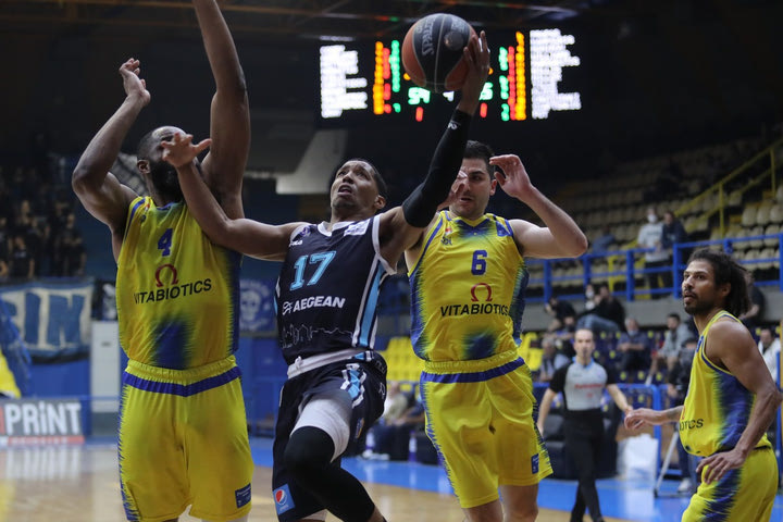 Περιστέρι – Κολοσσός 70-78: Φλόιντ και τρίποντα έκαναν τη διαφορά