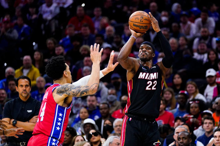 Προγνωστικά NBA: Με ένα combo στη Φιλαντέλφεια και το Over στο Ντάλας