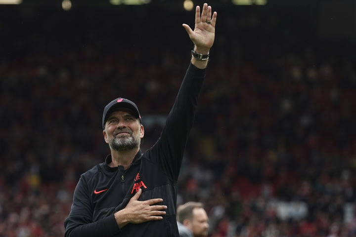 Κλοπ: “Θα προτιμούσα η Σίτι να κέρδιζε 5-0 στο δεκάλεπτο, για μια στιγμή νομίζαμε ότι η Βίλα ισοφάρισε σε 3-3”