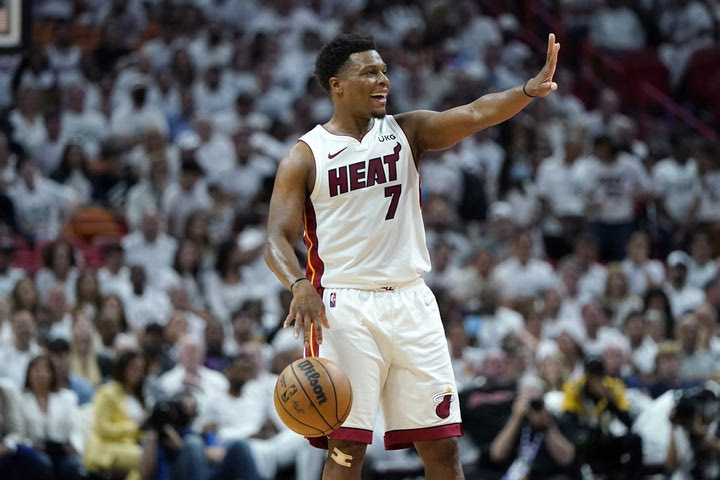 NBA, Χιτ: Ο Λάουρι αισθάνεται ξανά ενοχλήσεις στο πόδι, αμφίβολος για το Game 5 με Σίξερς