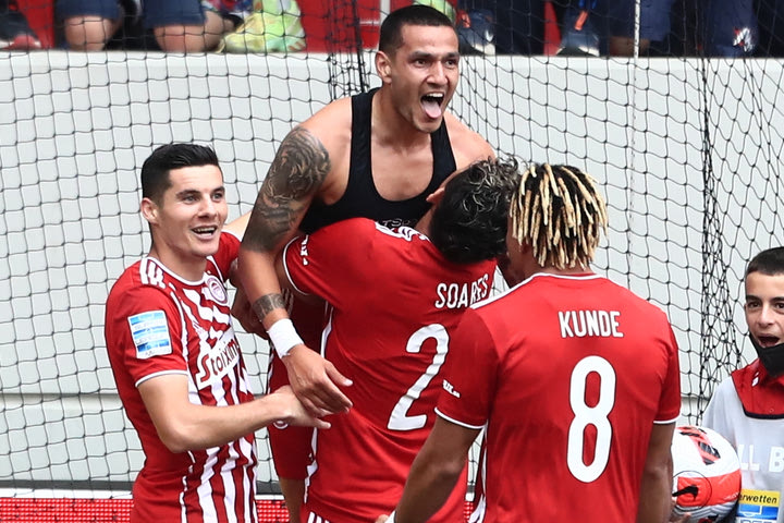 Ολυμπιακός – ΠΑΣ Γιάννινα 3-2: Buzzer-beater γκολάρα του Λόπες, ένα βήμα από τον τίτλο