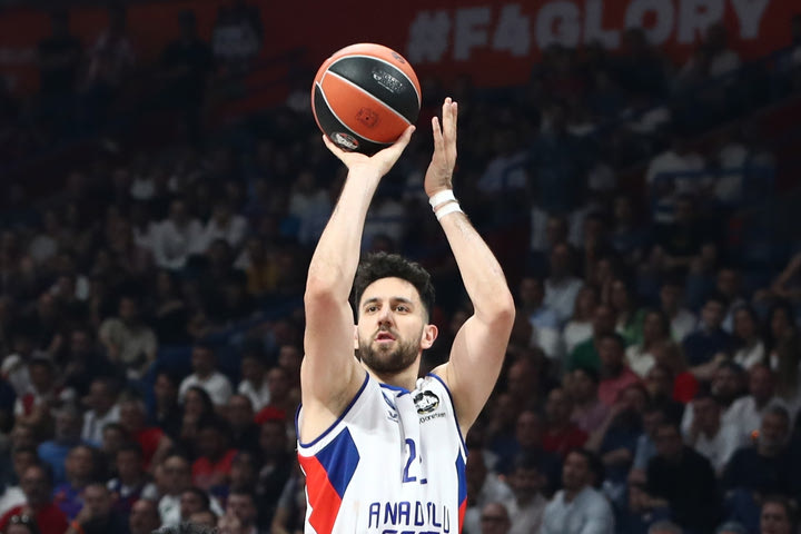 Μπαρτσελόνα – Αναντολού Εφές 75-80: Η back-to-back πρωταθλήτρια είναι εδώ