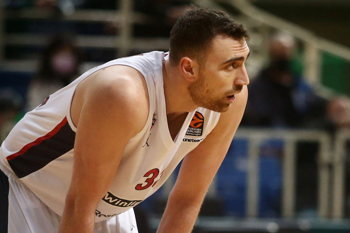 Λοκομοτίβ – ΤΣΣΚΑ 84-94: Ο Μιλουτίνοβ ισοπέδωσε τη front line της “Λόκο” και έδωσε την πρόκριση στους τελικούς