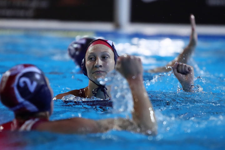 Γλυφάδα – Ολυμπιακός 8-18: Έτοιμες για την κούπα οι ερυθρόλευκες