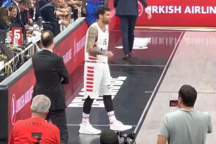Final Four 2022, Ολυμπιακός: Το ανατριχιαστικό VIDEO με την τελευταία είσοδο του Πρίντεζη στο παρκέ