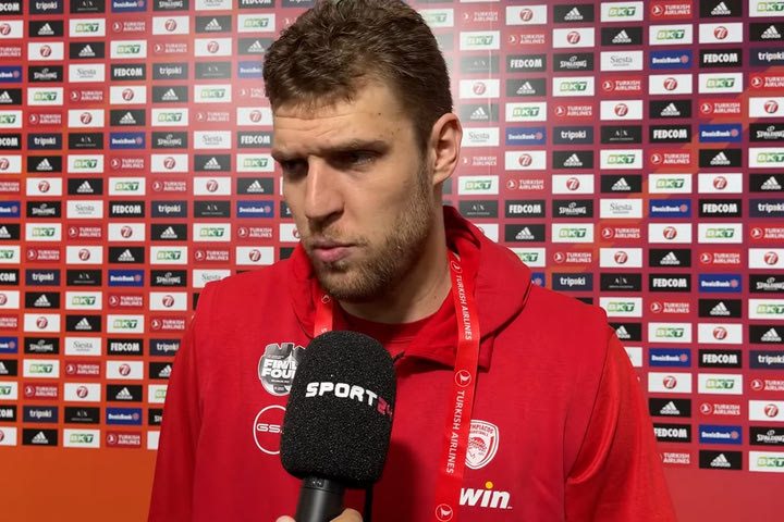 Final Four 2022, Ο Σάσα Βεζένκοβ στο SPORT24: “Έχω δει πολλές φορές τη φάση με τον Μίτσιτς, δεν ξέρω”