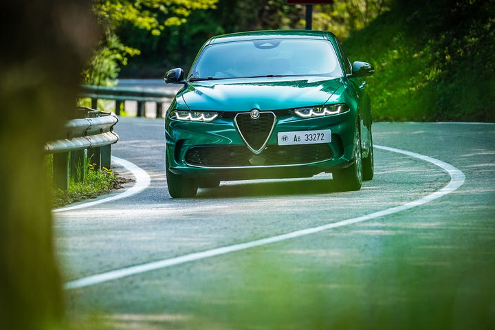 Η μεταμόρφωση της Alfa Romeo ξεκινά με την Tonale που σχεδίασε Έλληνας