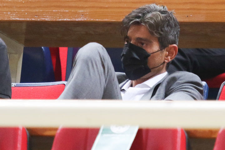 Ο Δημήτρης Γιαννακόπουλος στο ΟΑΚΑ για το Παναθηναϊκός – Λάρισα