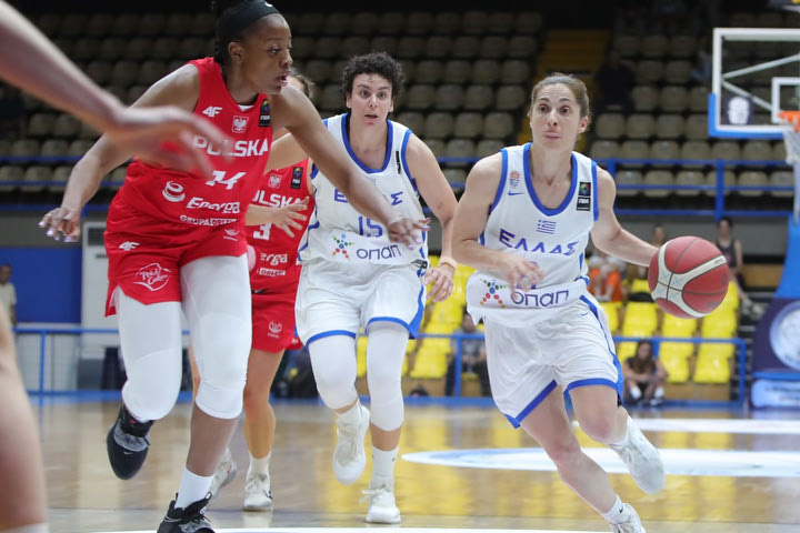 Ελλάδα – Πολωνία 64-95: Βαριά ήττα στο φινάλε του τουρνουά στη μνήμη της Βάσως Μπεσκάκη