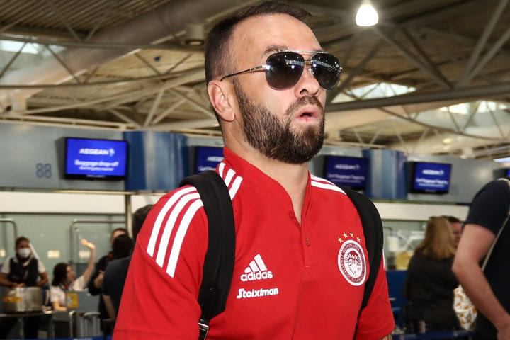 Ολυμπιακός: Η αναχώρηση των ερυθρόλευκων για την Αυστρία