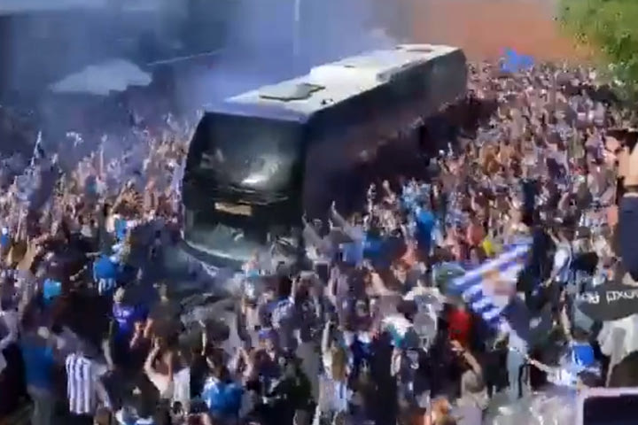 Οι οπαδοί της Λα Κορούνια πλημμύρισαν τους δρόμους πριν από τη μάχη για την άνοδο στη La Liga 2