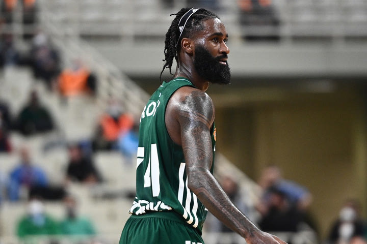 Ο Σαντ-Ρος συνεχίζει στην Ισπανία, αλλά μετακομίζει στη Μούρθια