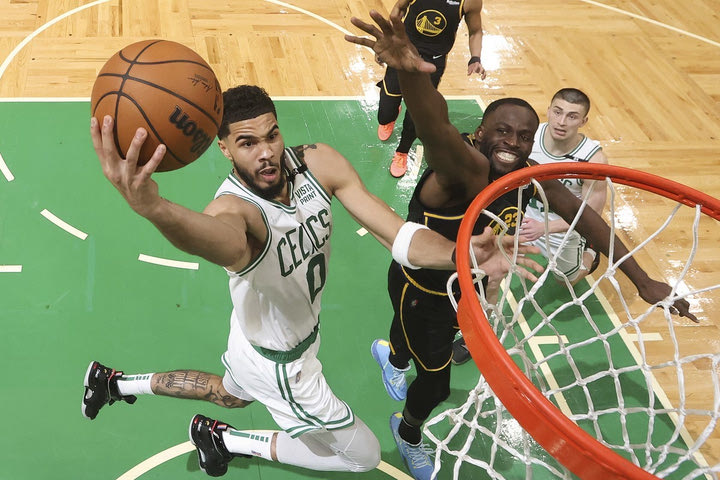 NBA Finals, Σέλτικς: Ο Τέιτουμ έγινε ο πρώτος παίκτης στην ιστορία με 100 λάθη σε μία σεζόν στα playoffs